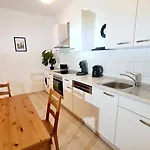 Elena Flat Sonnenblumen Zentrum Appartement *
