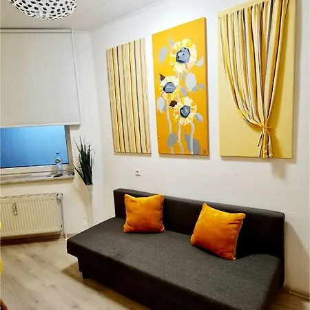 Appartement Elena Flat Sonnenblumen Zentrum Duisbourg