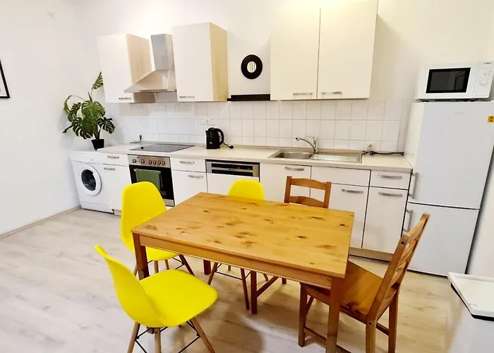 Elena Flat Sonnenblumen Zentrum Lejlighed